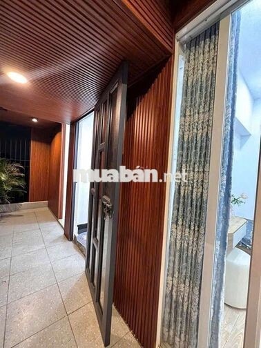 nhà mới sạch sẽ full nội thất 