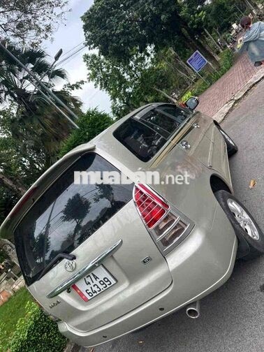 Toyota Innova 7 chỗ số sàn xăng bạc