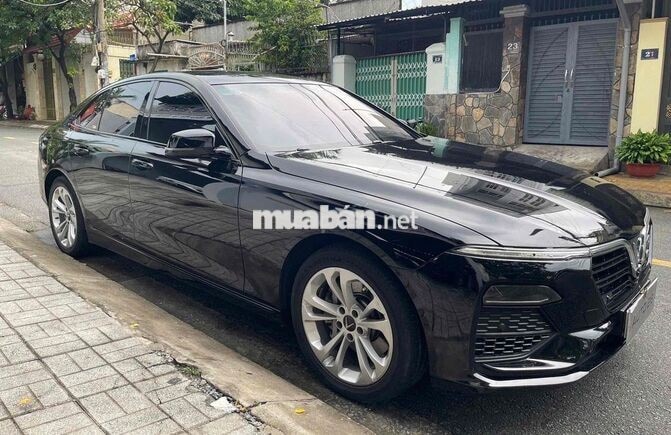 VINFAST LUX A2.0 2022 BASE ĐEN