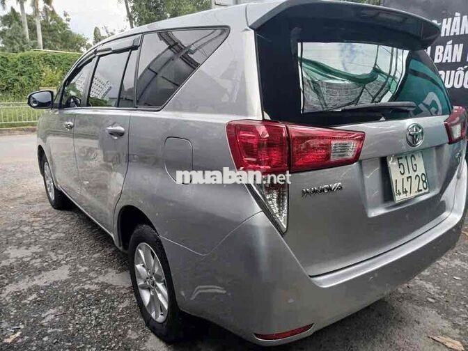 TOYOTA INNOVA 2017 7 CHỖ 190000KM BẠC