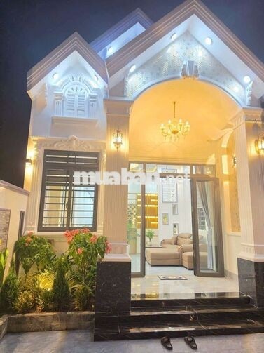 9 CHỦ BÁN NHÀ MỚI 100%  MẶT TIỀN HL173 GẦN CHỢ HỮU ĐỊNH