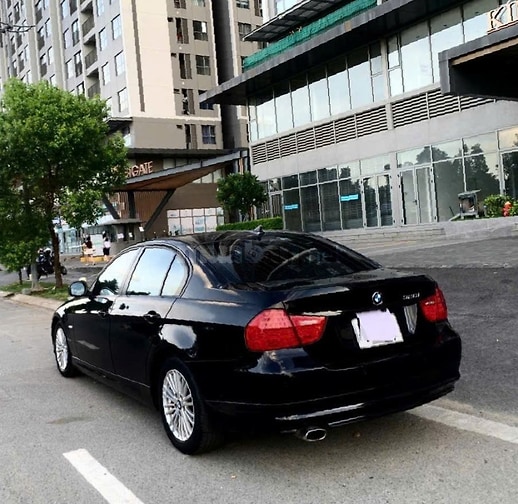 Bán rẻ BMW 320i Sport 2012 xe rất đẹp!