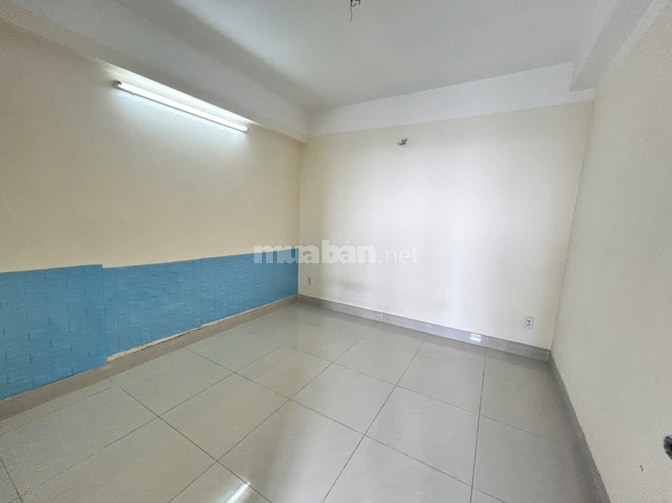 CC Bông Sao A P5 Q8 48,6m2 SHR thang máy NH hỗ trợ 1,7 tỷ. HHMG 30TR
