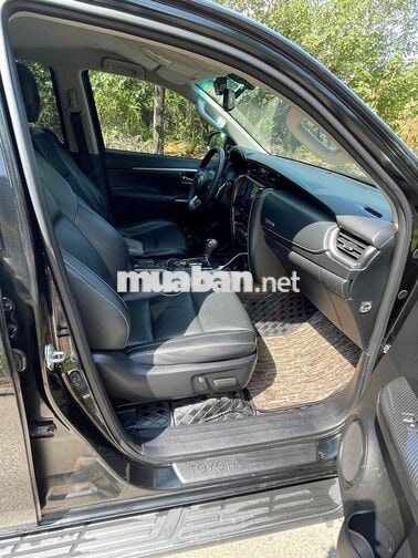 TOYOTA FORTUNER 2021 DẦU TỰ ĐỘNG 7 CHỖ ĐEN