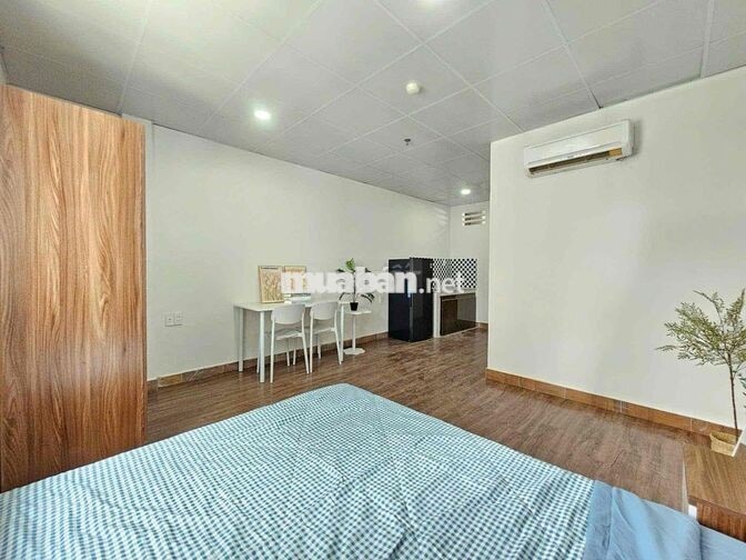 Studio siêu thoáng rộng full nội thất mặt tiền đường Nguyễn Thị Thập