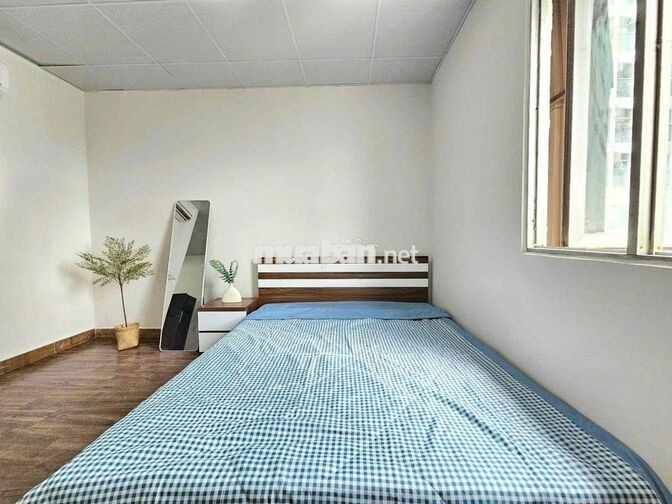 Studio siêu thoáng rộng full nội thất mặt tiền đường Nguyễn Thị Thập