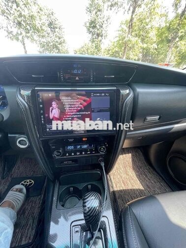 TOYOTA FORTUNER 2021 DẦU TỰ ĐỘNG 7 CHỖ ĐEN