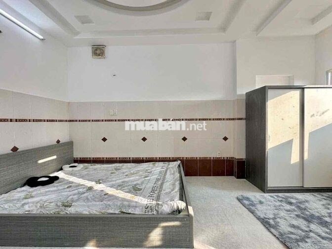 TRỐNG SẴN CHDV BAN CÔNG FULL NT NGAY TÊN LỬA, GẦN AEON MALL BÌNH TÂN
