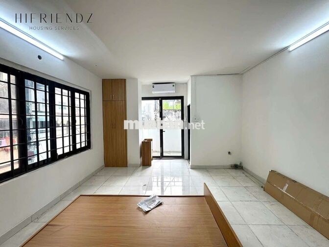 Phòng mới cửa sổ trời bancol - rộng rãi - đầy đủ nội thất - gần đh SG🏡
