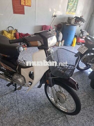 Honda Dream màu Nâu