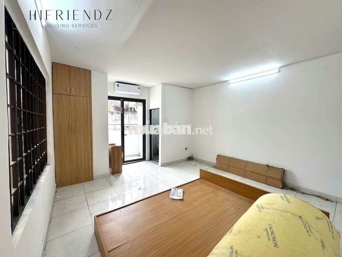 Phòng mới cửa sổ trời bancol - rộng rãi - đầy đủ nội thất - gần đh SG🏡