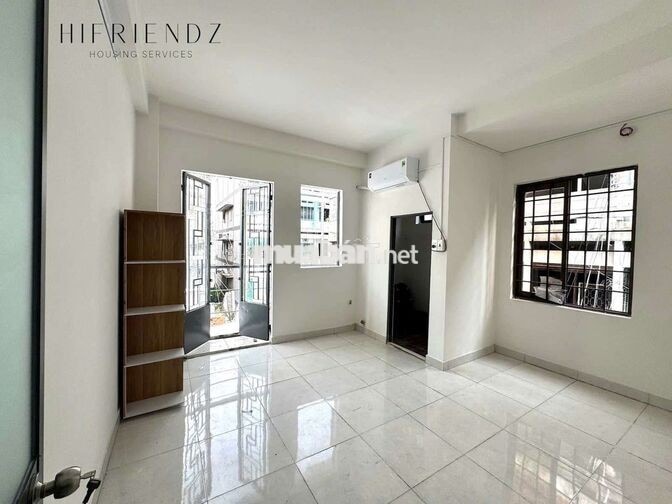 Phòng mới cửa sổ trời bancol - rộng rãi - đầy đủ nội thất - gần đh SG🏡
