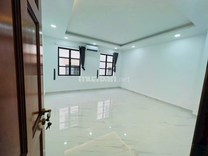 Cho thuê nhà hẻm 10m đường Lê Đức Thọ, phường 7