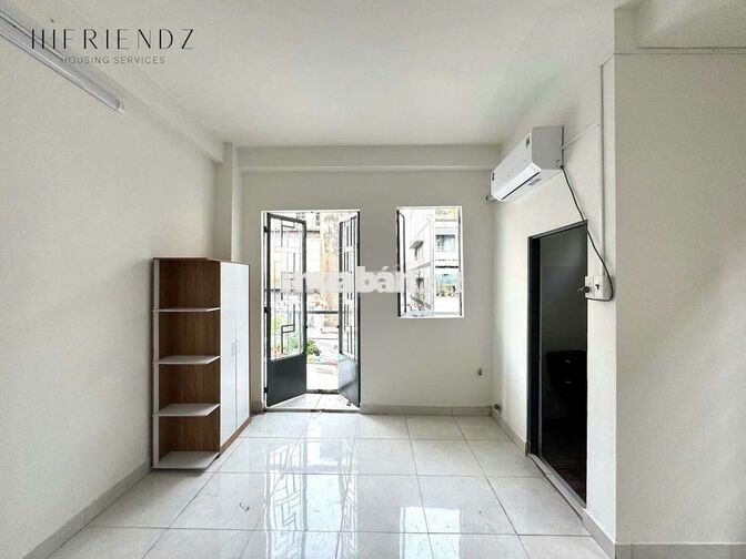 Phòng mới cửa sổ trời bancol - rộng rãi - đầy đủ nội thất - gần đh SG🏡