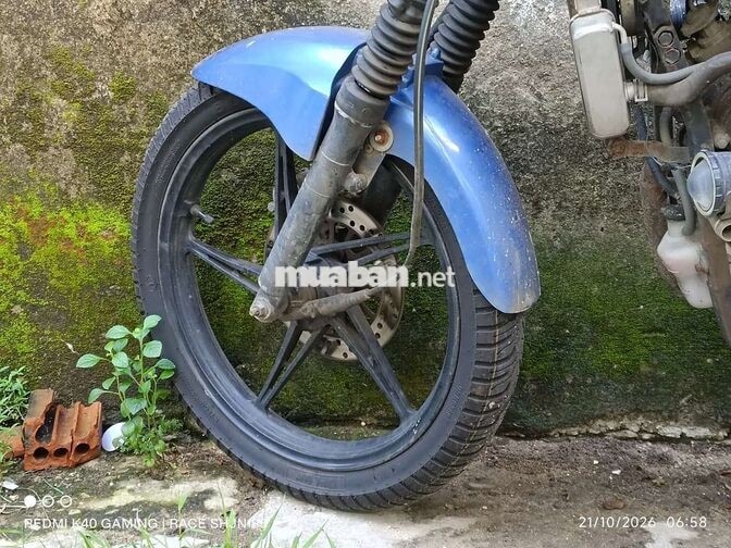 Suzuki TN125 màu xanh