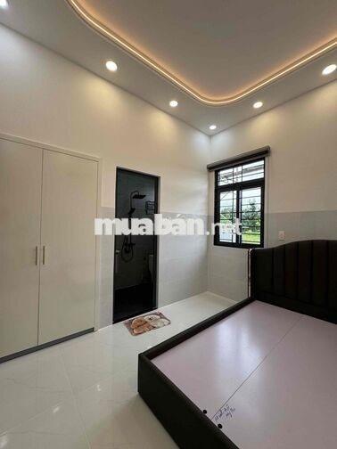 9 Chủ nhà mặt tiền kênh tập đoàn 2