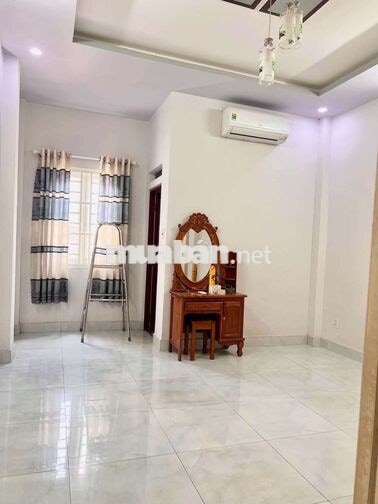 Cho thuê nhà nguyên căn quận 12 full nội thất