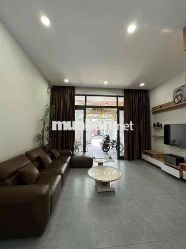 Cho thuê nhà 3 tầng đẹp đường thanh lương hoà xuân  4 phòng ngủ ,4wc ,