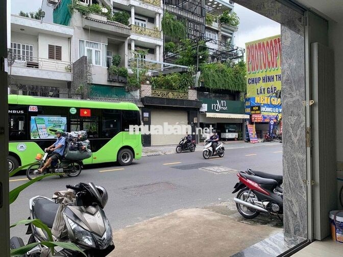 TẦNG TRỆT MẶT TIỀN LLQ, 70m2, GIÁ 20tr/Tháng ( Miễn tiếp MG ạh)
