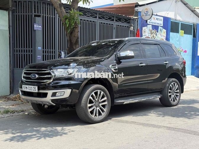Ford Everest Titanium 2.0 Bi-Turbo Đen
