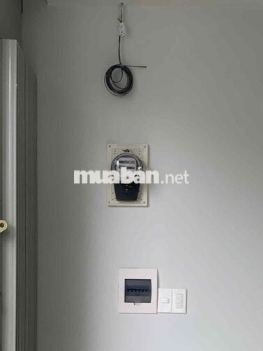 TẦNG TRỆT MẶT TIỀN LLQ, 70m2, GIÁ 20tr/Tháng ( Miễn tiếp MG ạh)