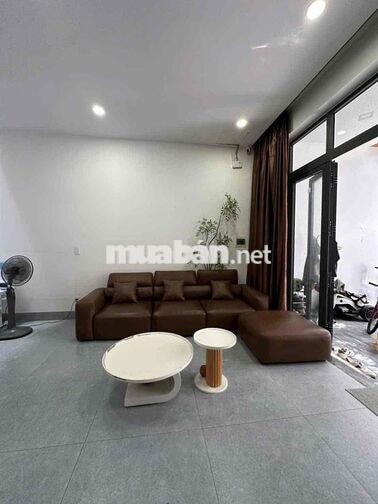 Cho thuê nhà 3 tầng đẹp đường thanh lương hoà xuân  4 phòng ngủ ,4wc ,