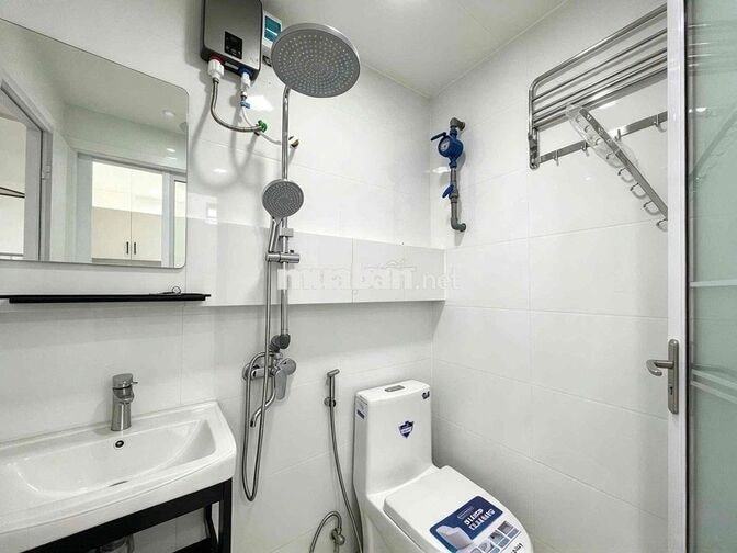 VƯỜN LÀI Q12 GIÁP GÒ VẤP CÓ BAN CÔNG, THANG MÁY