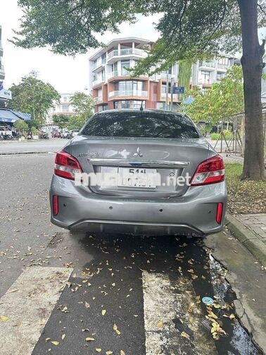Mitsubishi Attrage 5 chỗ Xăng Số sàn Xám