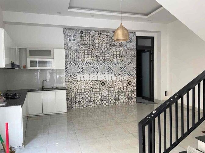 CHO THUÊ NHÀ 2 TẦNG ĐƯỜNG : TÔN ĐẢN - GẦN BẾN XE ĐN - 16 TRIỆU