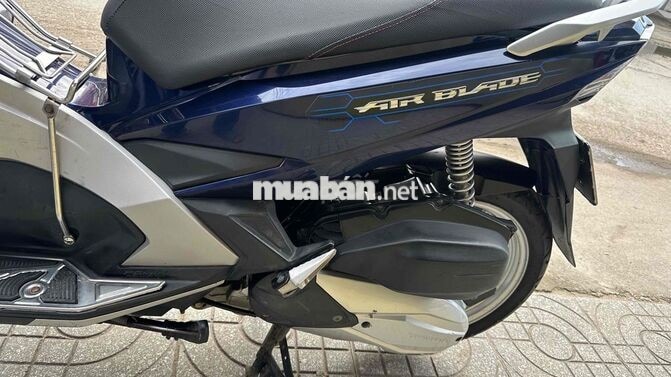 Airblade fi 2017 xanh đen ( hỗ trợ góp )
