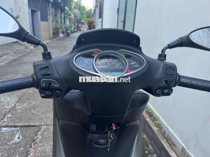 Piaggio Medley S 125 ABS màu đen