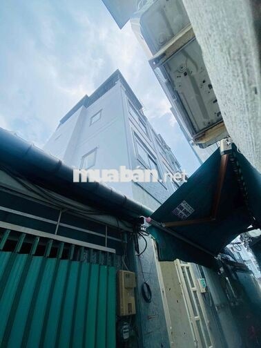 Chính chủ bán nhà 2 lầu sân thương cách Huỳnh tấn phát 10m