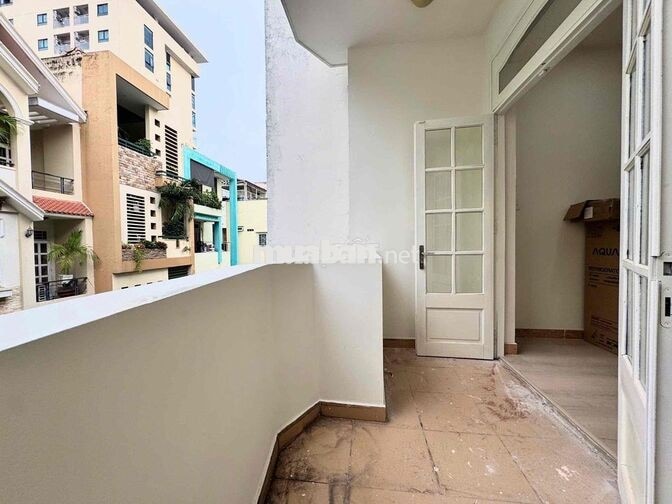 CĂN HỘ BAN CÔNG - VINCOM CỘNG HOÀ - GẦN NGUYỄN THÁI BÌNH - NHÀ FULL NT