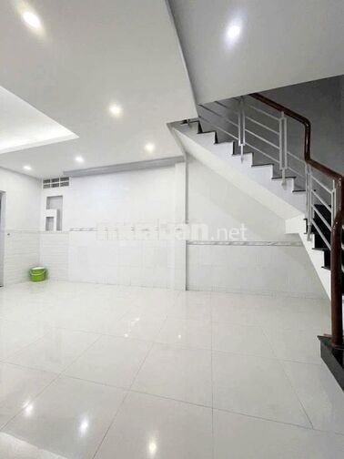 CHO THUÊ NHÀ NGUYÊN CĂN GIÁ RẺ HẺM ĐƯỜNG HT 13 P. HIỆP THÀNH Q12 
