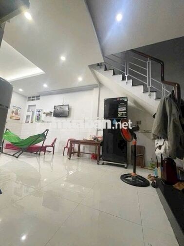CHO THUÊ NHÀ NGUYÊN CĂN GIÁ RẺ HẺM ĐƯỜNG HT 13 P. HIỆP THÀNH Q12 