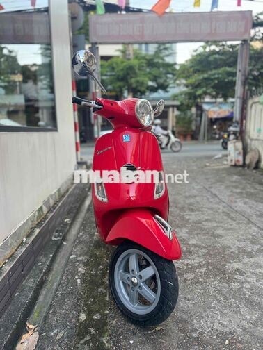 Piaggio Vespa LX ie 2012 màu đỏ