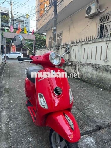 Piaggio Vespa LX ie 2012 màu đỏ