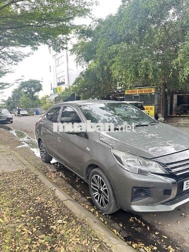 Mitsubishi Attrage 5 chỗ Xăng Số sàn Xám