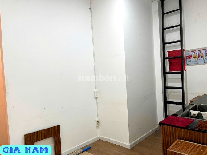 BÁN NHÀ MẶT TIỀN KINH DOANH : ĐƯỜNG LÊ VĂN DUYỆT - P. 3 - Q.BÌNH THẠNH