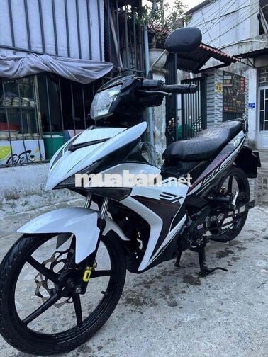 Yamaha Exciter 150 màu trắng đen