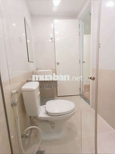 Chính chủ bán căn  City Gate Towers - Võ Văn Kiệt (2 PN, 2 WC)