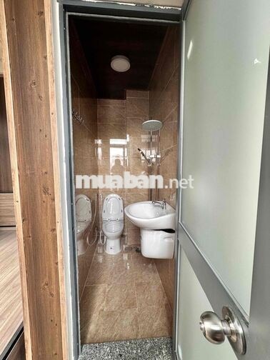 🔥🔥PHÒNG 35M² CÓ NỘI THẤT,  MỚI 100%, NGAY PHÚ MỸ HƯNG, GIỮ XE FREE