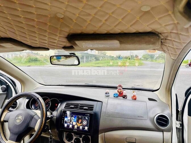 Nissan Grand Livina 2012 STD nhập Nhật 7 chỗ Trắng