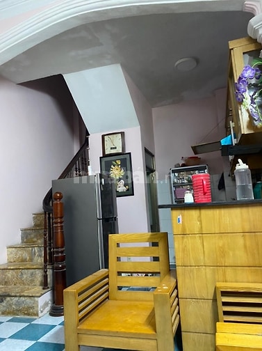 Chính chủ cho thuê nhà 4 tầng, 3 ngủ wc khép kín, 1 pkhách, 1 tum