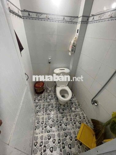 Nhà trệt lửng nguyên căn 3x8m mặt tiền lộ ô tô gần Chợ Cái Răng