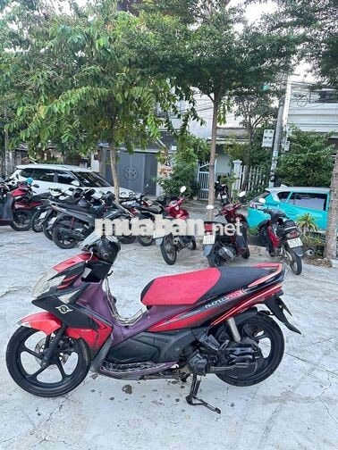 Yamaha Novo 5 SX màu Đỏ đen