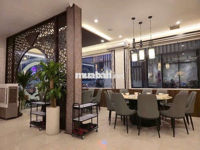 Cho thuê nhà mặt tiền đường Tô Hiến Thành, Quận 10