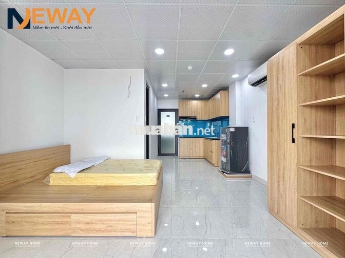 CHDV full nội thất studio ban công, cửa sổ mới 100% ngay Lạc Long Quân