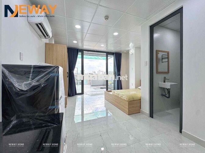 CHDV full nội thất studio ban công, cửa sổ mới 100% ngay Lạc Long Quân