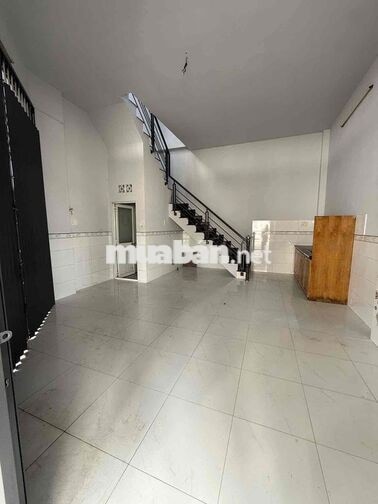 NHÀ CHO THUÊ HẺM HẬU GIANG , BÌNH PHÚ , QUẬN 6